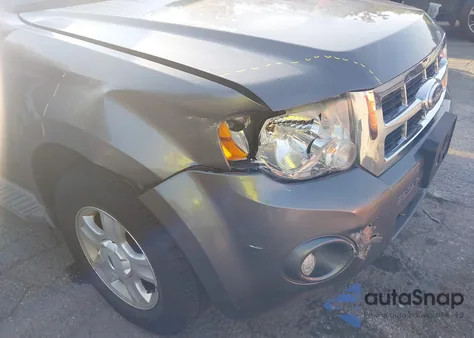 2010 Ford Escape Xlt из США, поврежденный, VIN 1FMCU0D79AKD46381